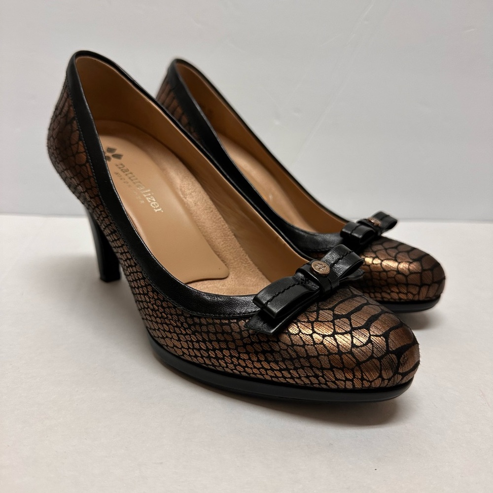 Naturalized N5 Contour women’s snake print heels~ 6 1/2